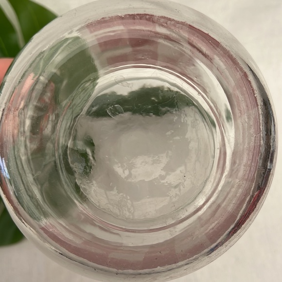 Vintage glass pitcher picnic table cloth pattern - Picture 4 of 4